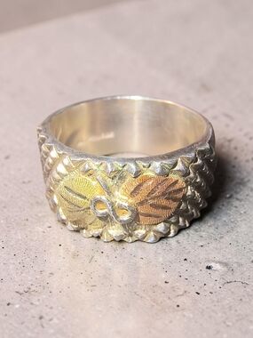 Sterling Silver & 10K Gold Leaf Motif Men's Band Ring: Black Hills Gold Style